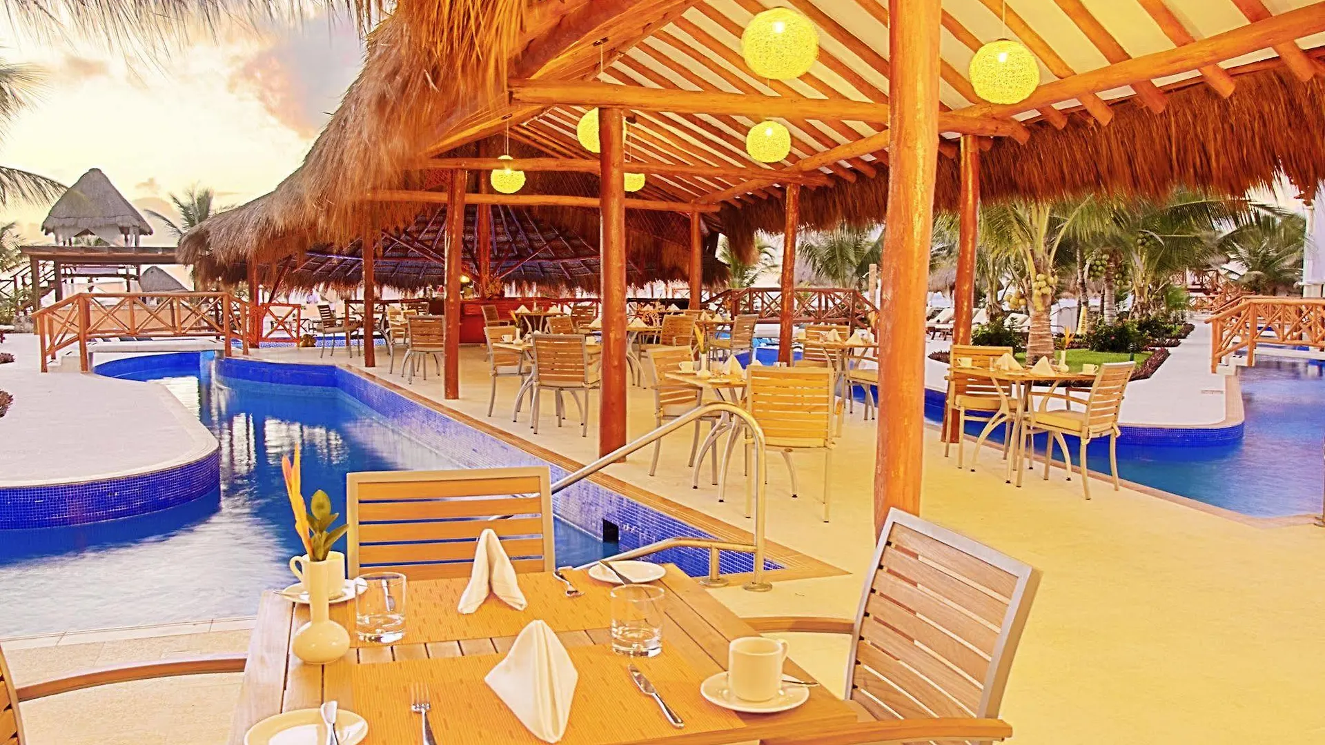 Hidden Beach Resort Au Naturel Adults Only Catamaran, Cenote & More Inclusive Akumal 5*,