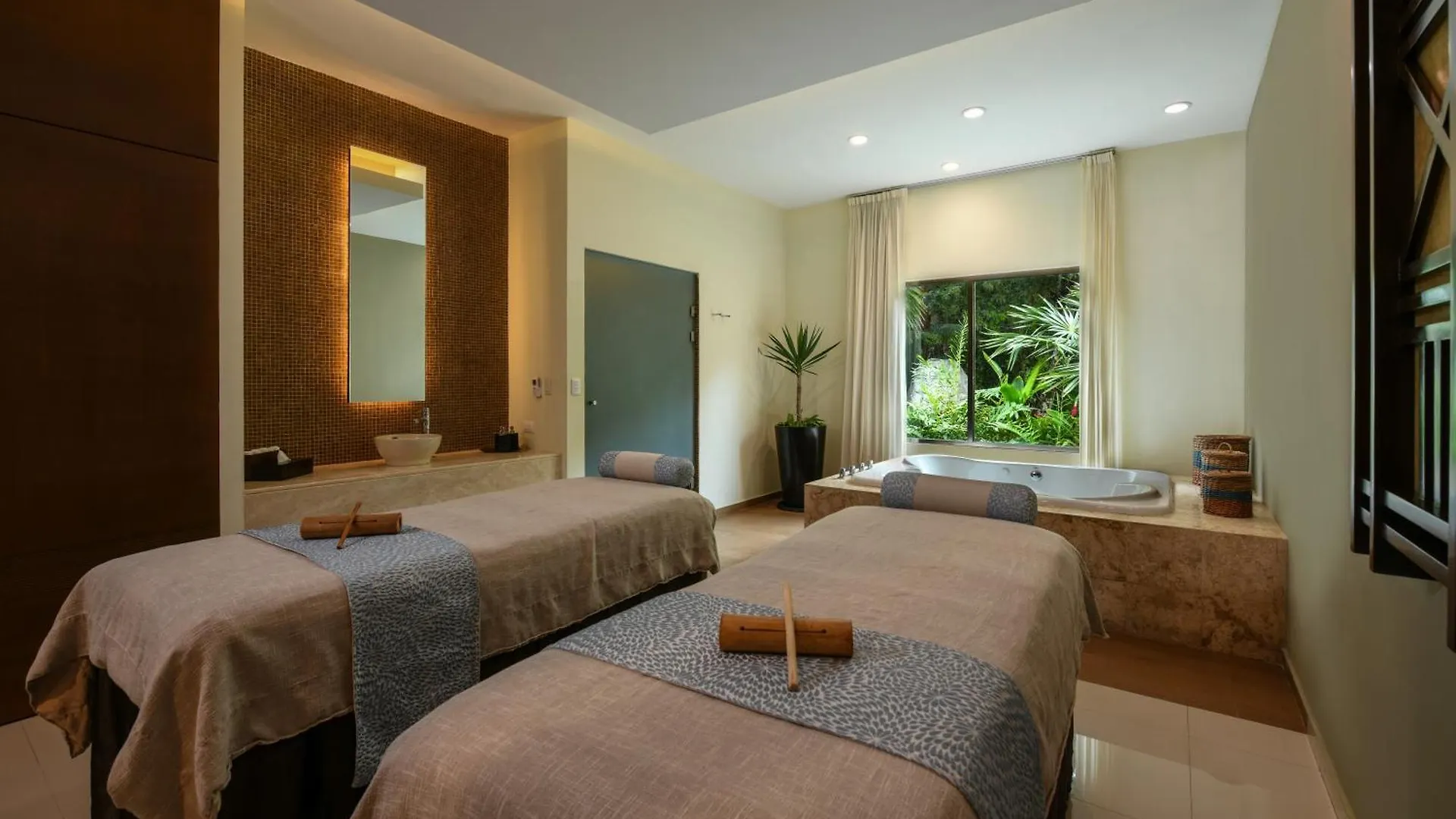 Hidden Beach Resort Au Naturel Adults Only Catamaran, Cenote & More Inclusive Акумаль